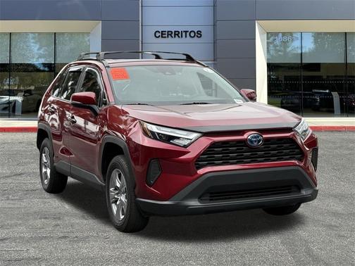 2023 Toyota RAV4 Hybrid XLE