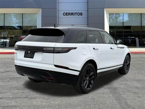 2026 Land Rover Range Rover Velar P250 SE R-Dynamic