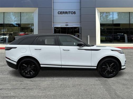 2026 Land Rover Range Rover Velar P250 SE R-Dynamic