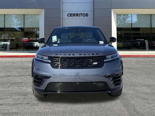 2026 Land Rover Range Rover Velar P250 SE R-Dynamic