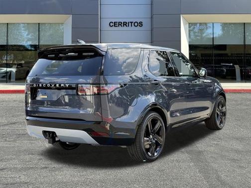 2025 Land Rover Discovery P360 Metropolitan Edition