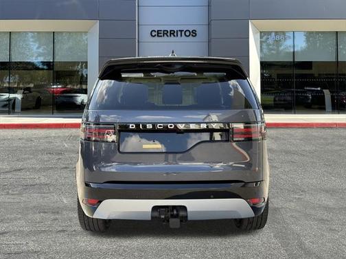 2025 Land Rover Discovery P360 Metropolitan Edition