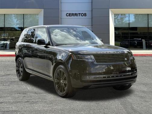 2025 Land Rover Range Rover P400 SE