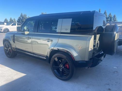 2023 Land Rover Defender 110 X