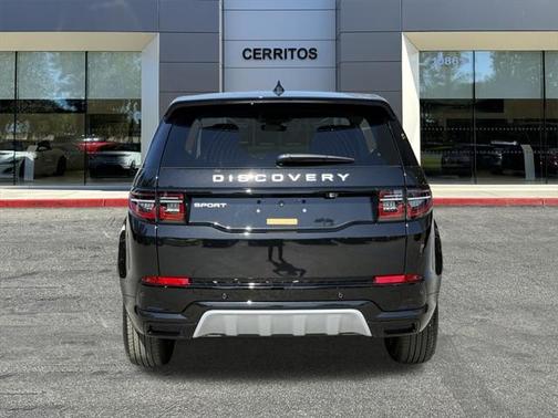 2025 Land Rover Discovery Sport S