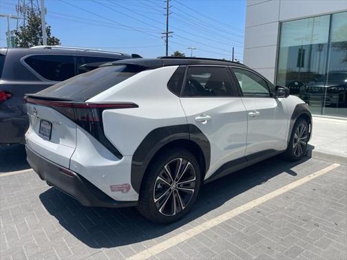 2024 Toyota bZ4X Limited