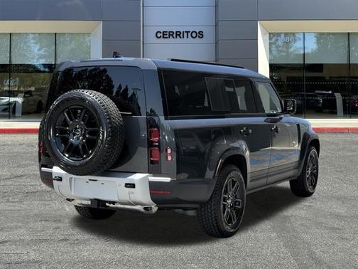 2025 Land Rover Defender 130 P300 S