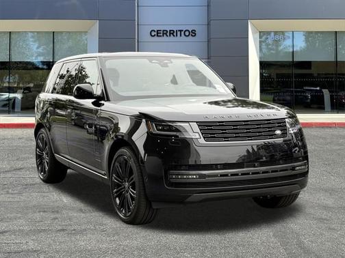 2025 Land Rover Range Rover P530 SE