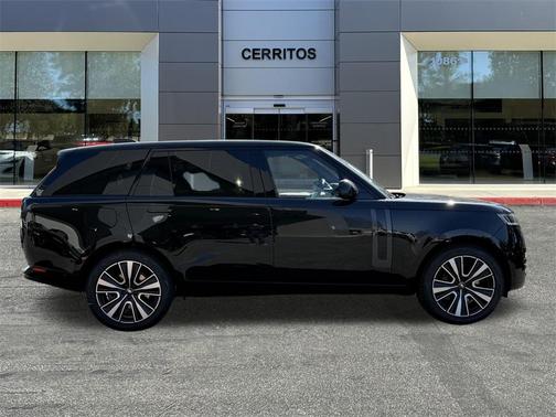 2025 Land Rover Range Rover P530 SE 7 Seat