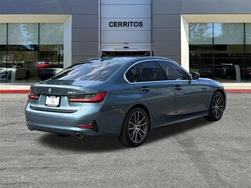 2021 BMW 330 330i