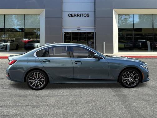 2021 BMW 330 330i