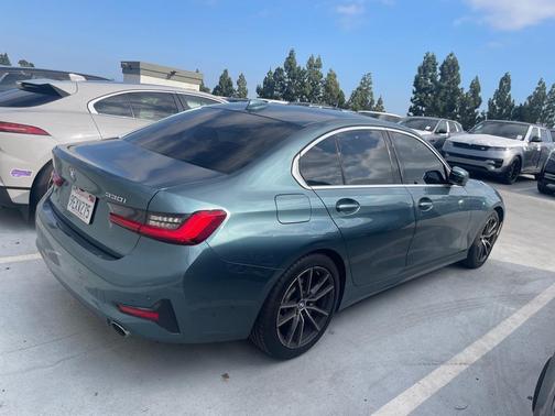 2021 BMW 330 330i
