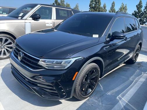 2023 Volkswagen Tiguan 2.0T SE R-Line Black