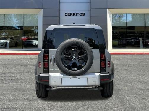 2025 Land Rover Defender 90 P300 S