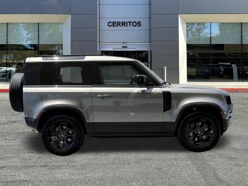 2025 Land Rover Defender 90 P300 S