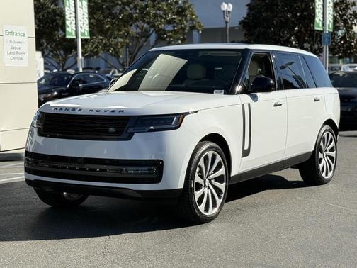 2025 Land Rover Range Rover P400 SE 7 Seat