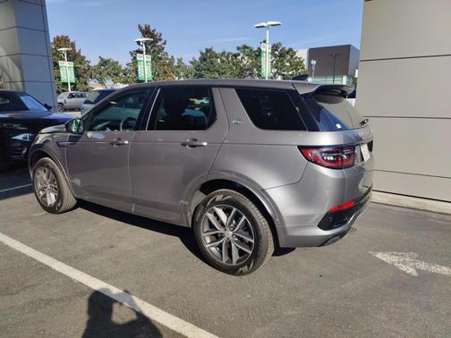 2025 Land Rover Discovery Sport S