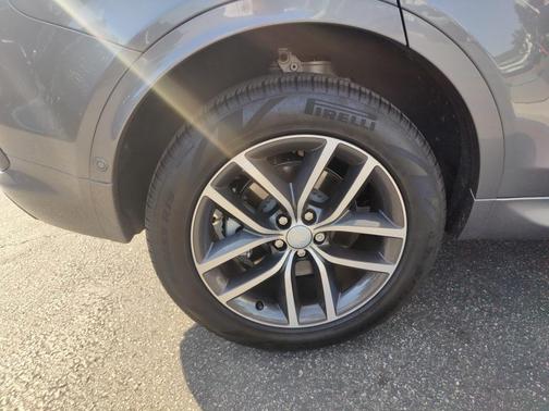 2025 Land Rover Discovery Sport S