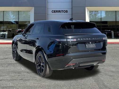 2026 Land Rover Range Rover Velar P250 SE R-Dynamic
