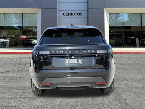 2026 Land Rover Range Rover Velar P250 SE R-Dynamic