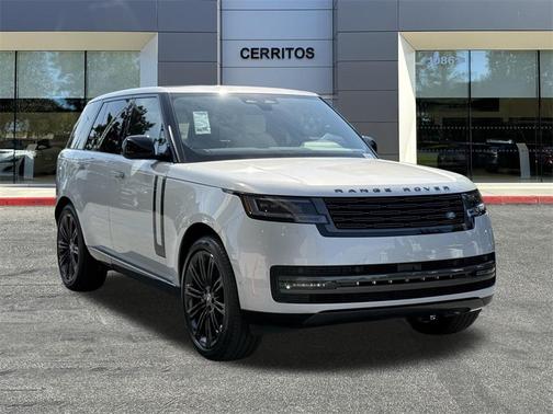 2025 Land Rover Range Rover P400 SE