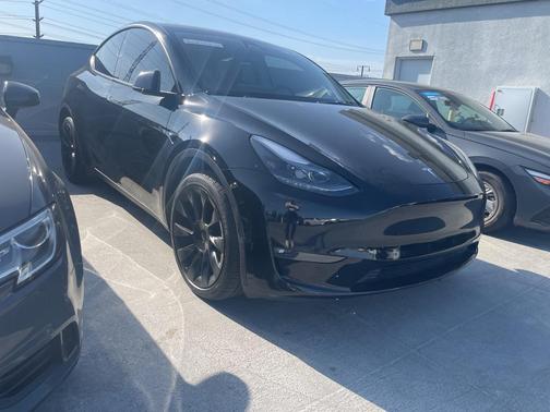 2024 Tesla Model Y Long Range Dual Motor All-Wheel Drive