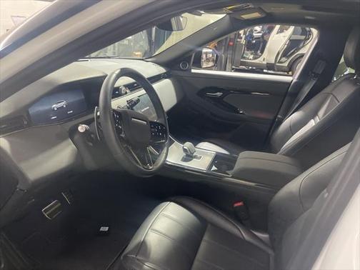 2024 Land Rover Range Rover Evoque Dynamic SE