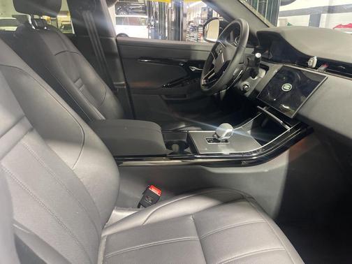 2024 Land Rover Range Rover Evoque Dynamic SE