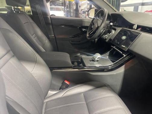 2024 Land Rover Range Rover Evoque Dynamic SE