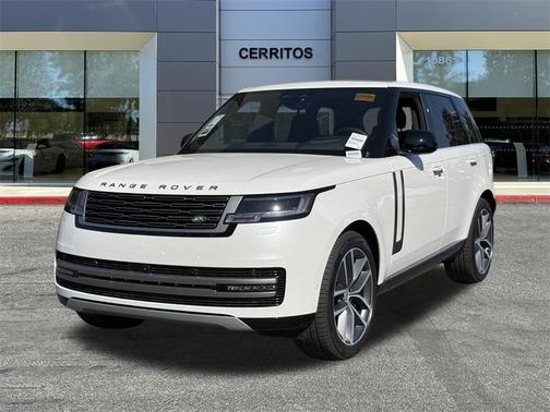 2025 Land Rover Range Rover P550e SE