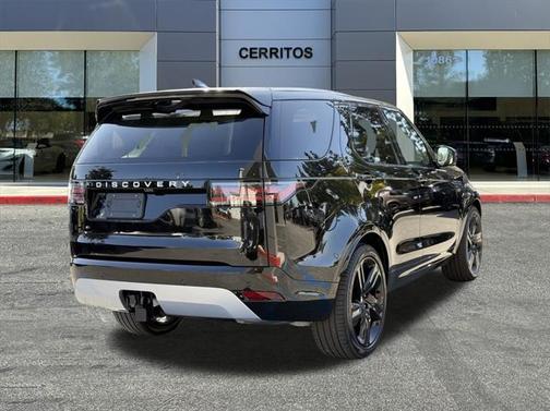 2025 Land Rover Discovery P360 Metropolitan Edition
