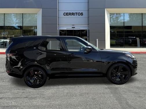 2025 Land Rover Discovery P360 Metropolitan Edition