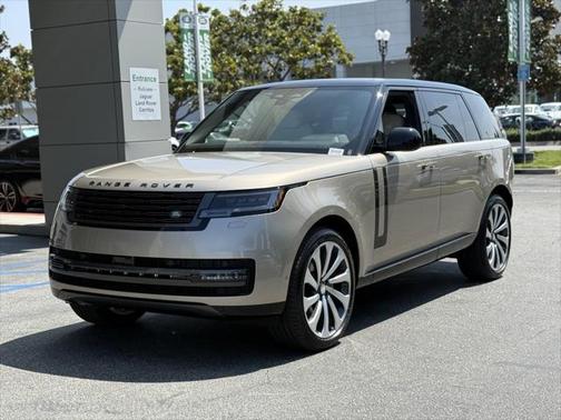 2025 Land Rover Range Rover P400 SE 7 Seat
