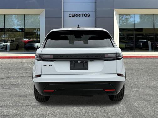 2026 Land Rover Range Rover Velar P250 SE R-Dynamic