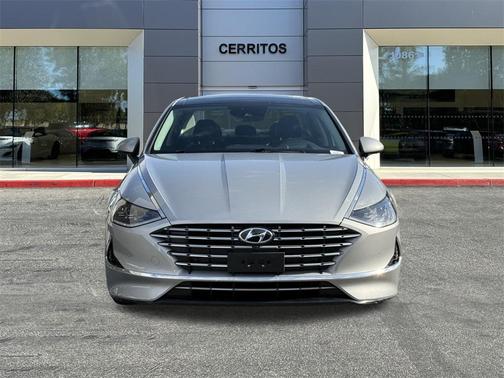 2023 Hyundai SONATA Hybrid Limited