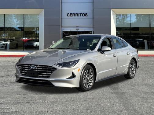 2023 Hyundai SONATA Hybrid Limited
