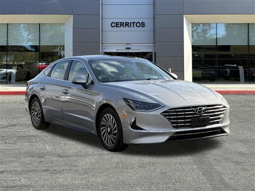 2023 Hyundai SONATA Hybrid Limited