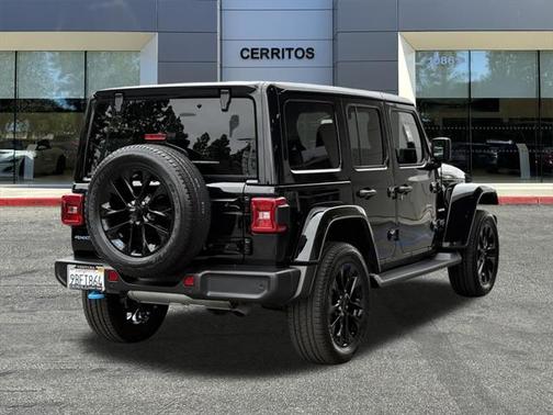 2022 Jeep Wrangler Unlimited 4xe Sahara
