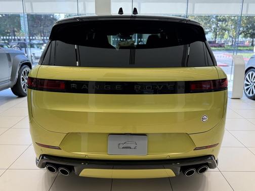 2025 Land Rover Range Rover Sport P635 SV Edition Two
