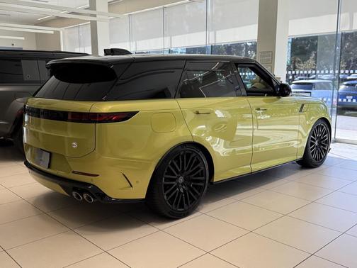 2025 Land Rover Range Rover Sport P635 SV Edition Two