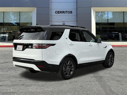 2023 Land Rover Discovery P360 S R-Dynamic