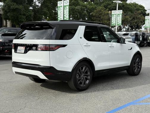 2023 Land Rover Discovery P360 S R-Dynamic