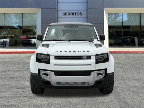 2025 Land Rover Defender 110 P300
