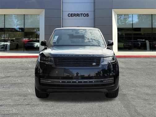 2025 Land Rover Range Rover P400 SE 7 Seat