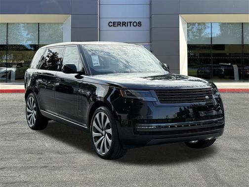 2025 Land Rover Range Rover P400 SE 7 Seat
