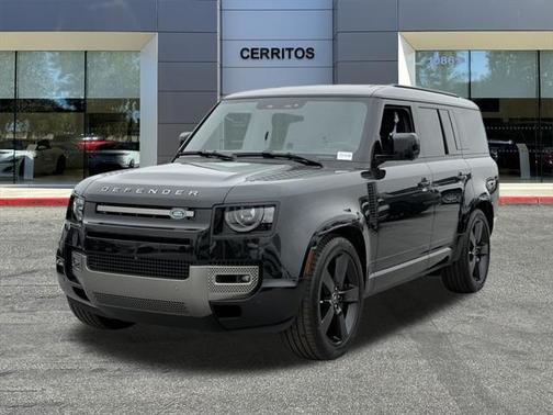 2025 Land Rover Defender 130 P400 X-Dynamic SE