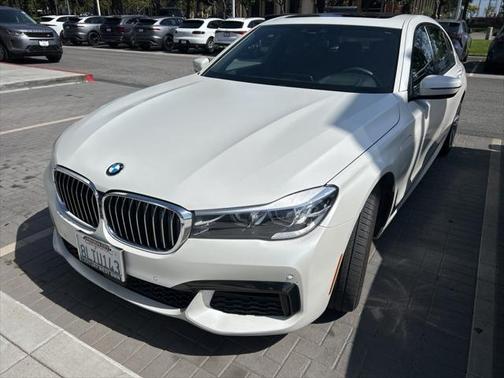 2018 BMW 740e xDrive iPerformance