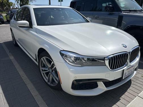 2018 BMW 740e xDrive iPerformance