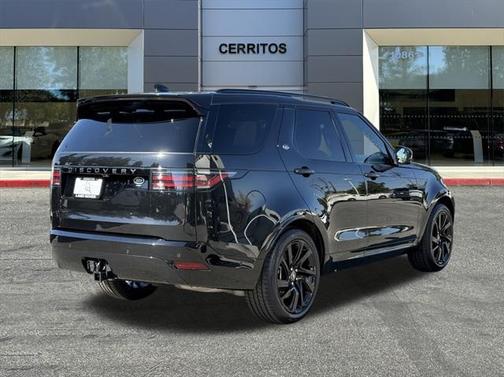 2022 Land Rover Discovery P360 HSE R-Dynamic