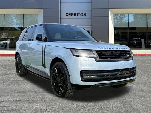 2024 Land Rover Range Rover P530 SE